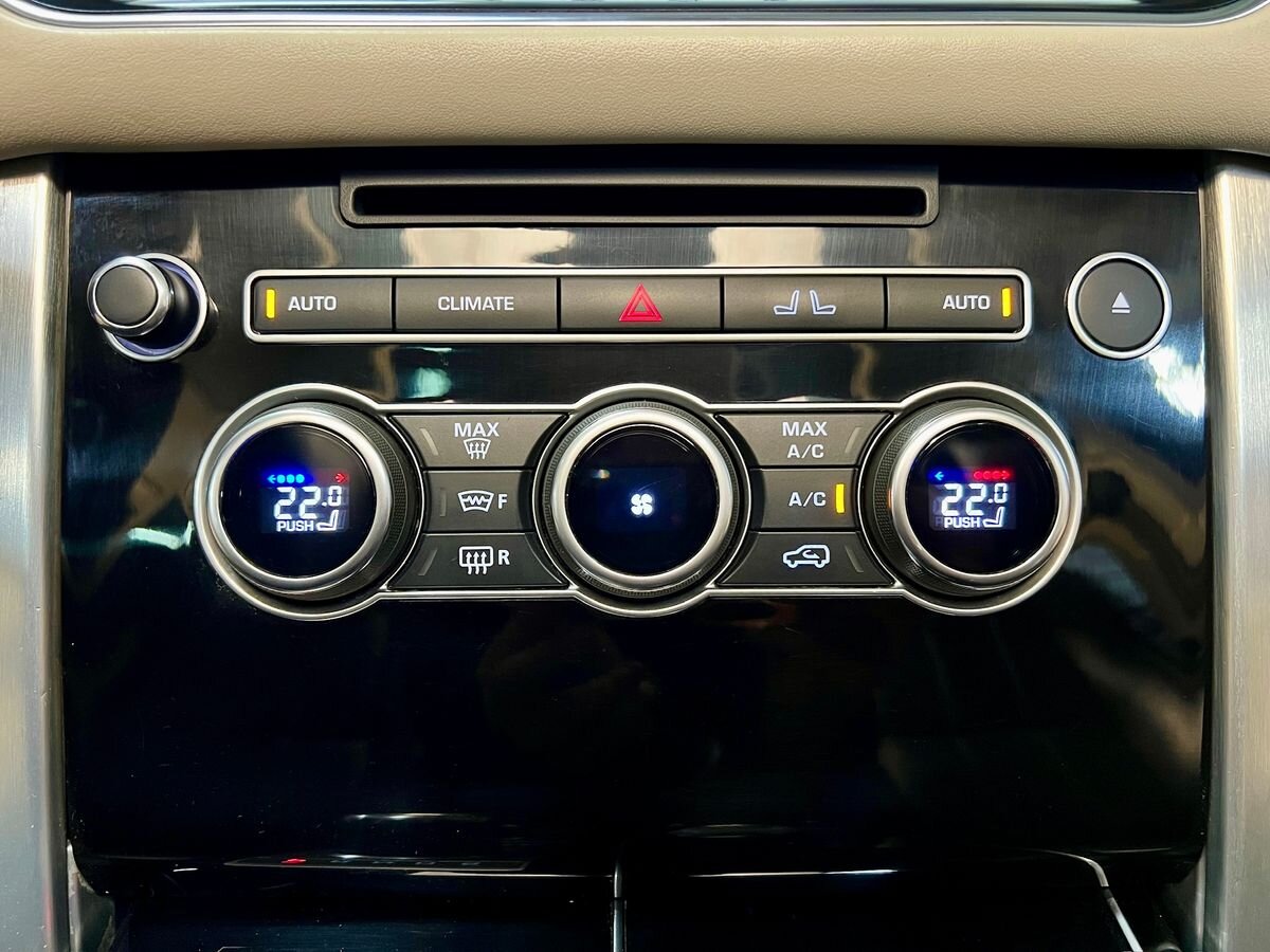 Land Rover Range Rover SUV / Terénní 4,4 l 250 kw