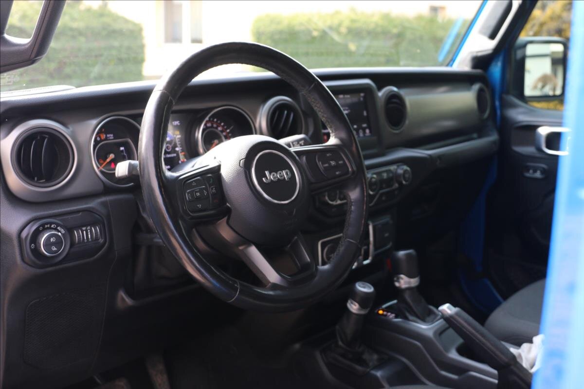 Jeep Gladiator Pick-up 3,7 l 210 kw