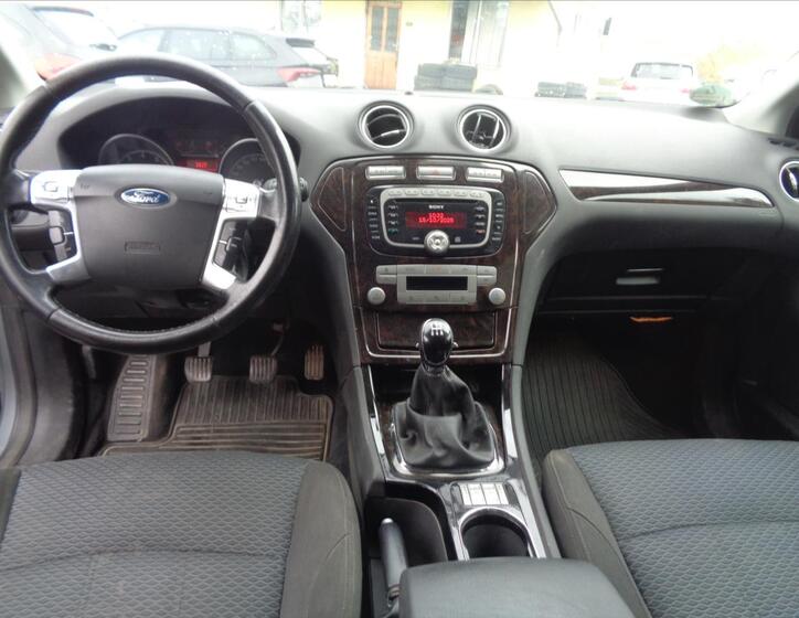 Ford Mondeo 15