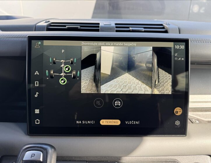 Land Rover Defender SUV / Terénní 3,0 l 221 kw