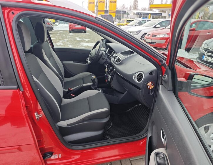 Renault Clio Kombi 1,1 l 55 kw