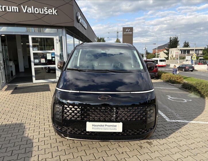 Hyundai Staria MPV 2,2 l 130 kw