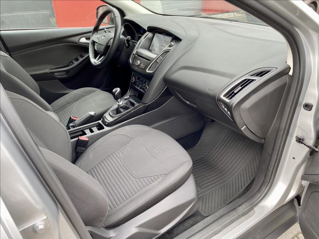 Ford Focus Kombi 1,5 l 88 kw