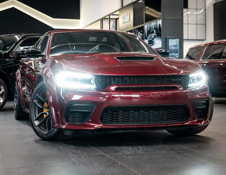 Dodge Charger Sedan / Limuzína 6,2 l 527 kw