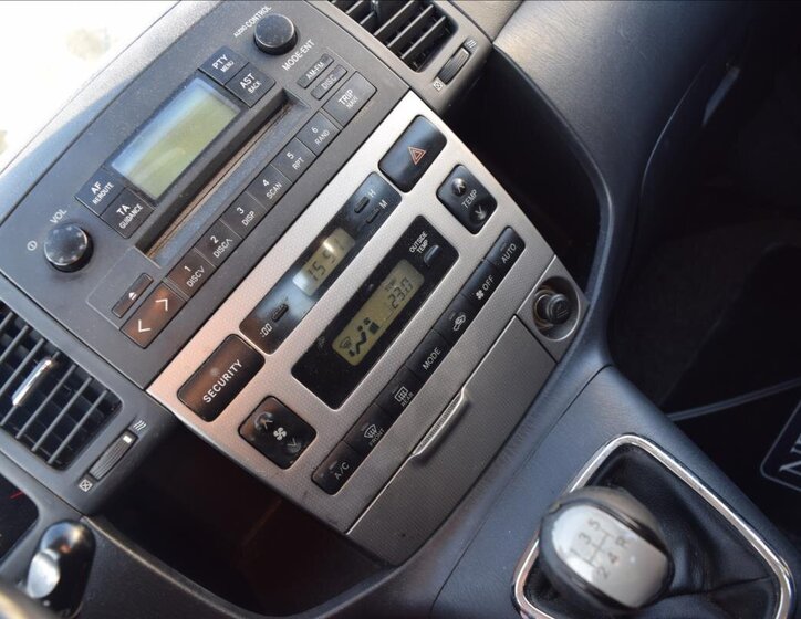 Toyota Corolla Verso 36