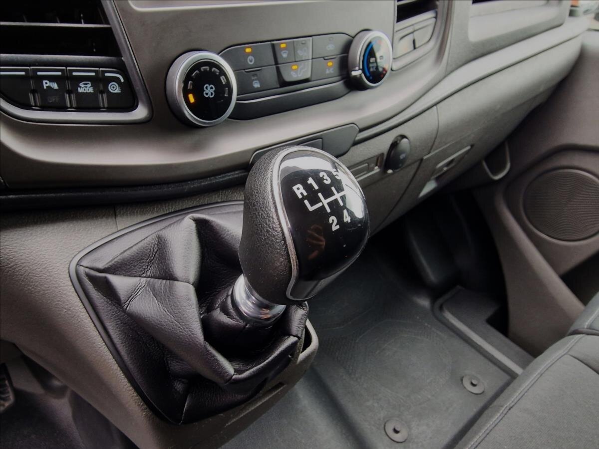 Ford Transit Custom Skříň 2,0 l 77 kw