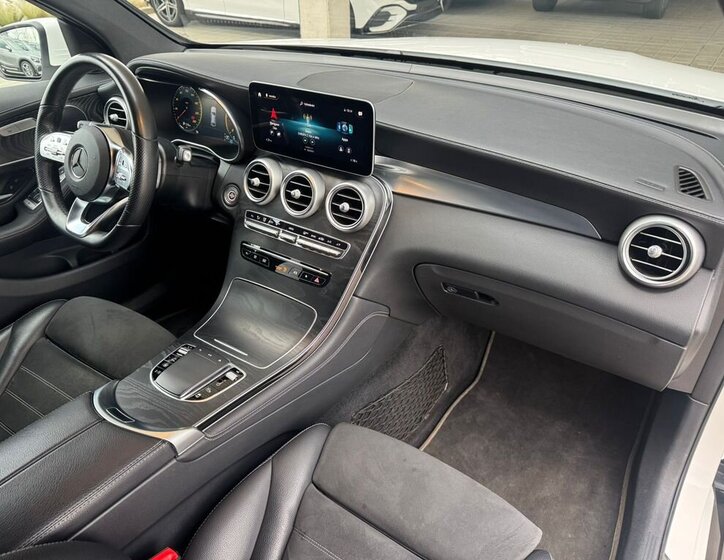 Mercedes-Benz GLC SUV 2,0 l 143 kw