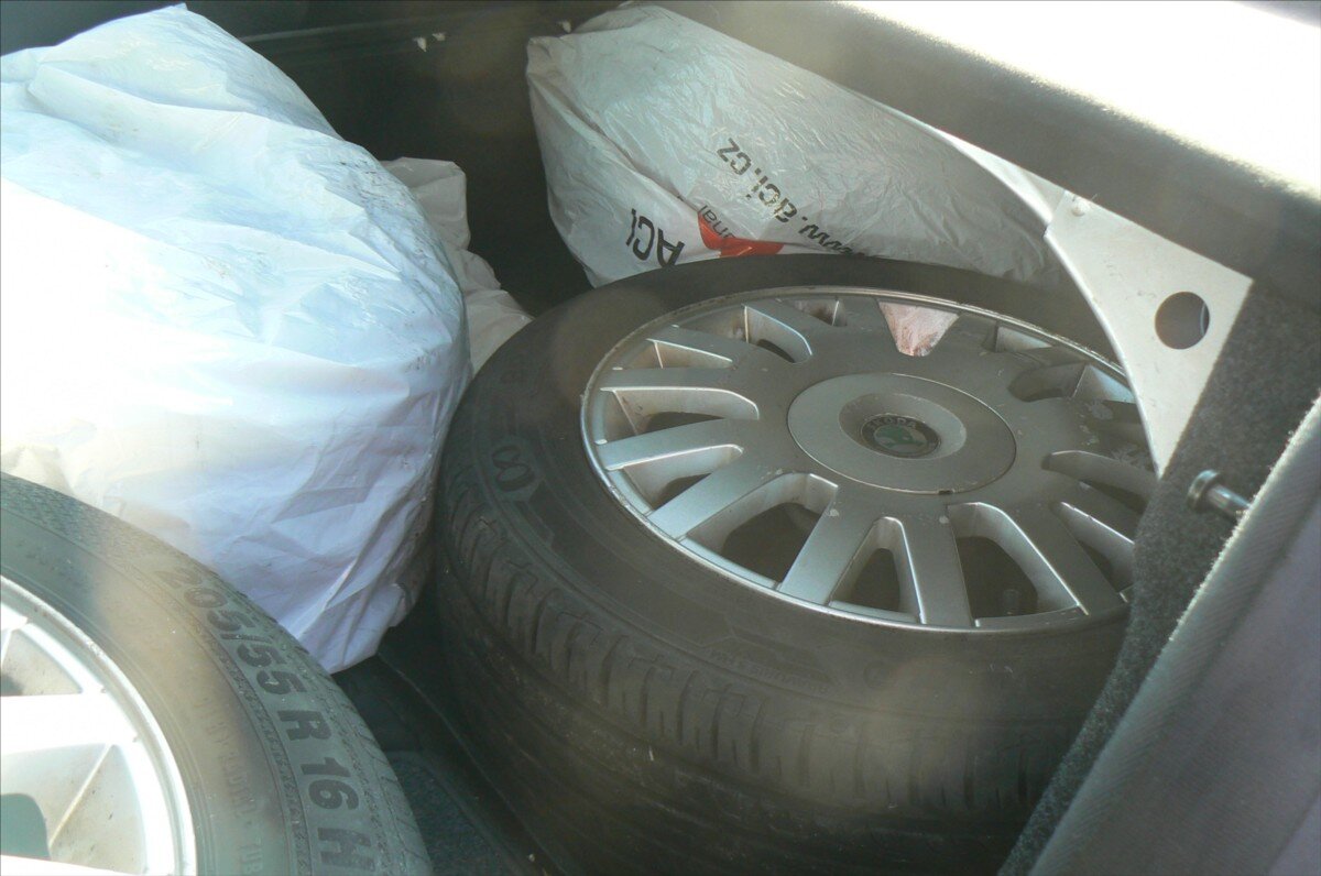 Škoda Superb Sedan 1,9 l 74 kw