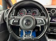 Volkswagen Golf 12