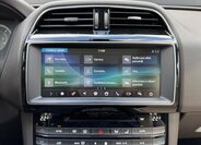 Jaguar F-Pace SUV 2,0 l 132 kw