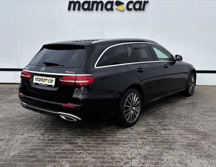 Mercedes-Benz Třídy E Kombi 2,0 l 143 kw