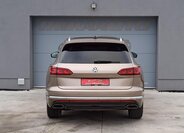Volkswagen Touareg 6