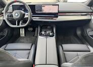 BMW i5 8