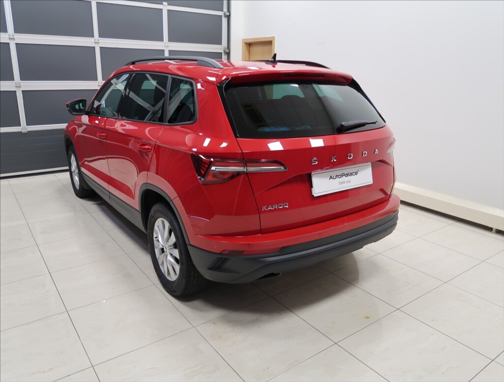 Škoda Karoq SUV 1,5 l 110 kw