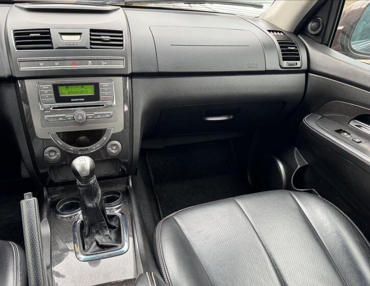 SsangYong Rexton SUV / Terénní 2,0 l 114 kw