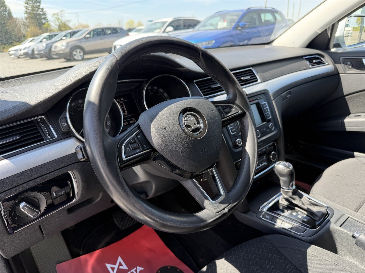Škoda Superb Kombi 2,0 l 103 kw