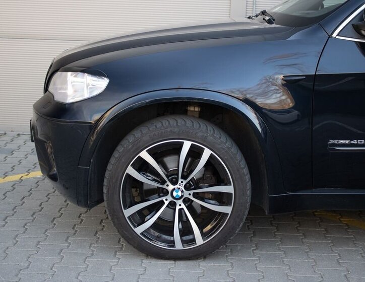 BMW X5 SUV / Terénní 3,0 l 225 kw