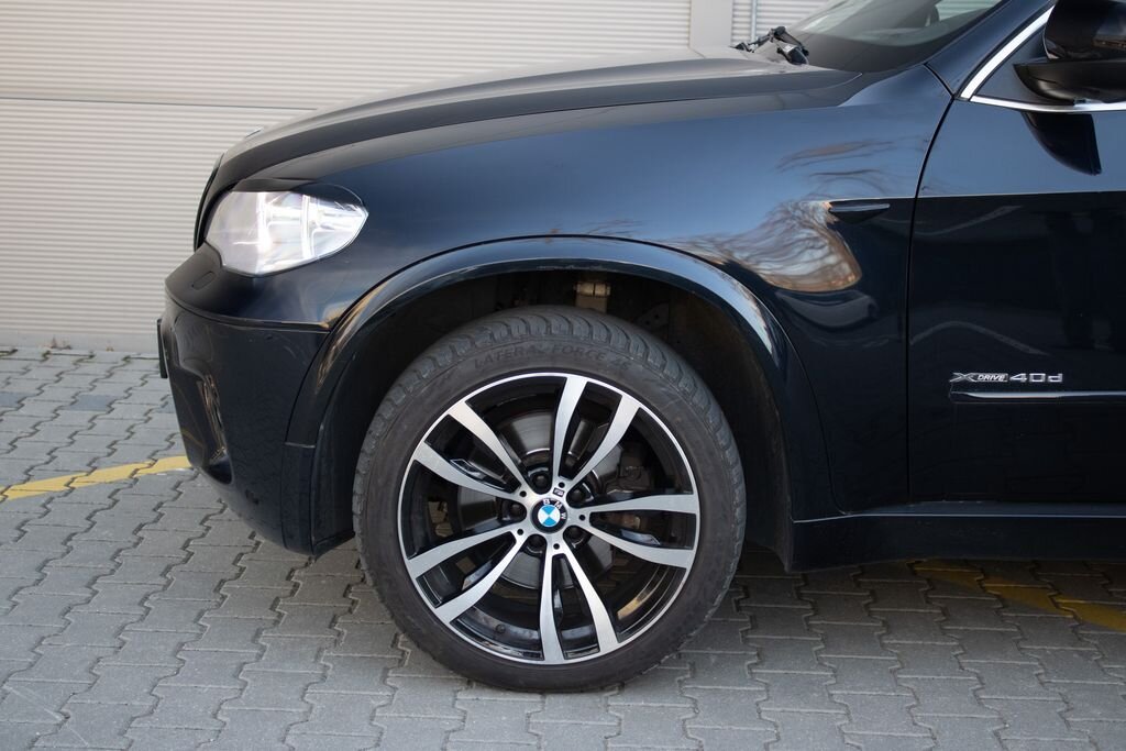 BMW X5 SUV / Terénní 3,0 l 225 kw
