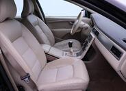 Volvo V70 13