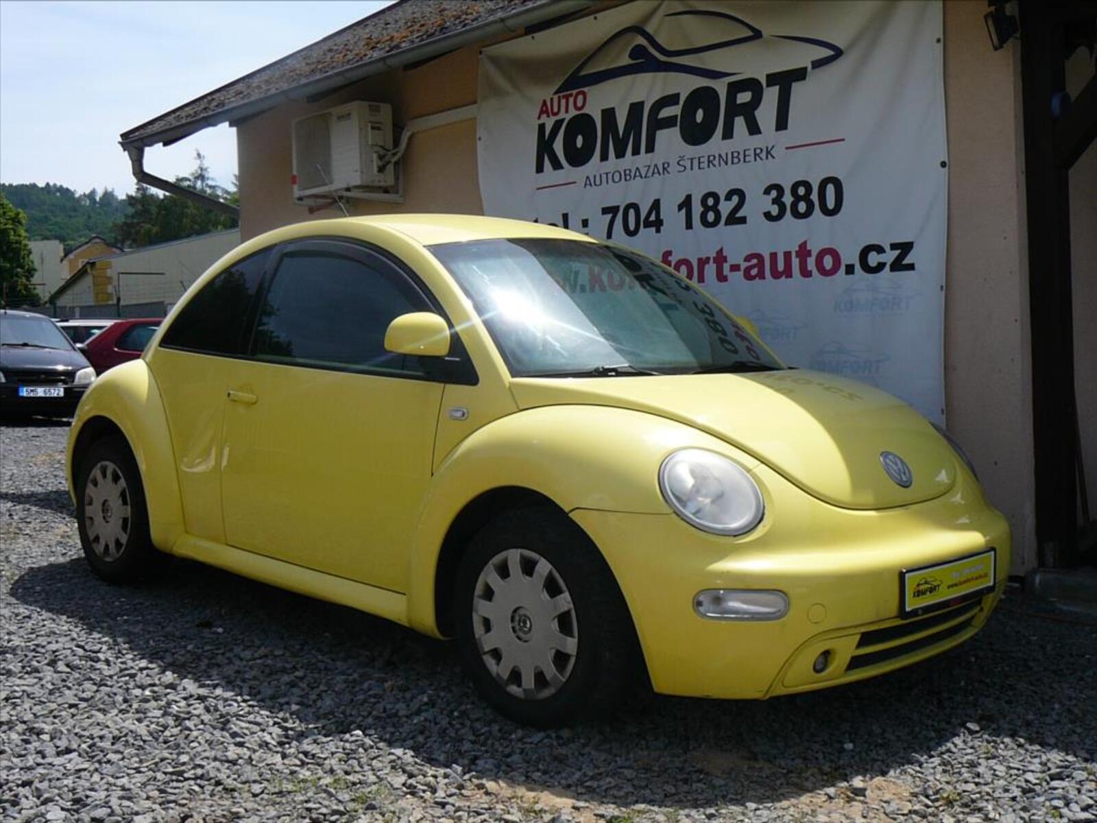 Volkswagen New Beetle 1