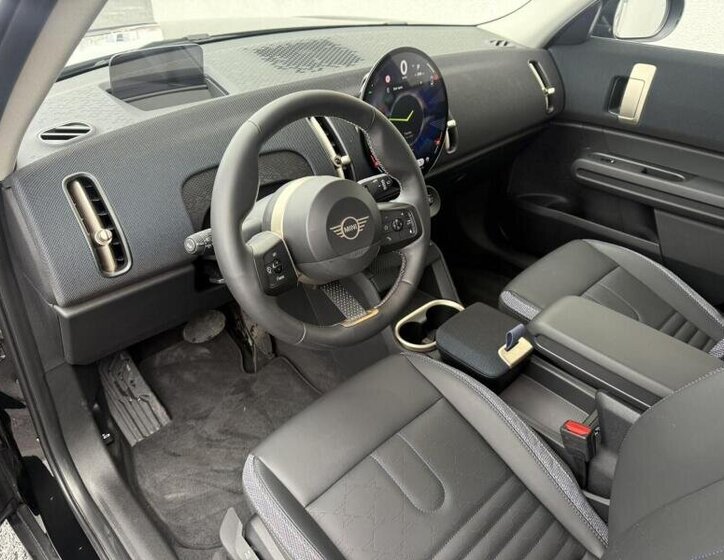 Mini Countryman SUV 2,0 l 160 kw