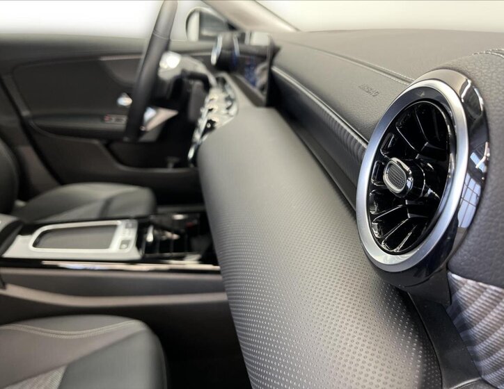 Mercedes-Benz CLA Kombi 2,0 l 85 kw