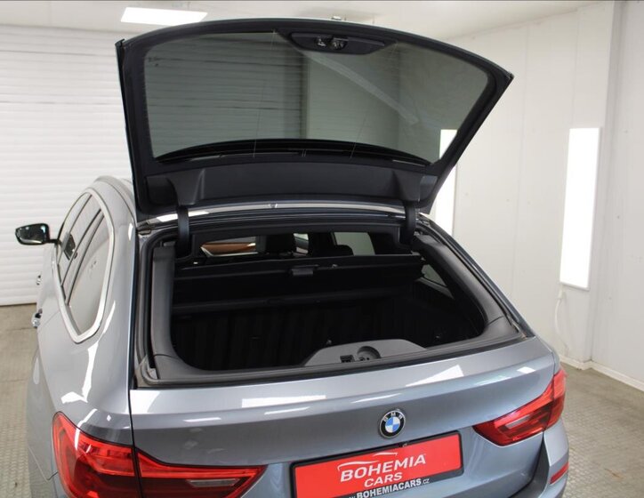 BMW Řada 5 Kombi 2,0 l 140 kw