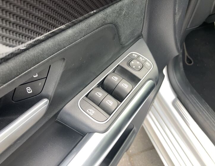 Mercedes-Benz Třídy B 24