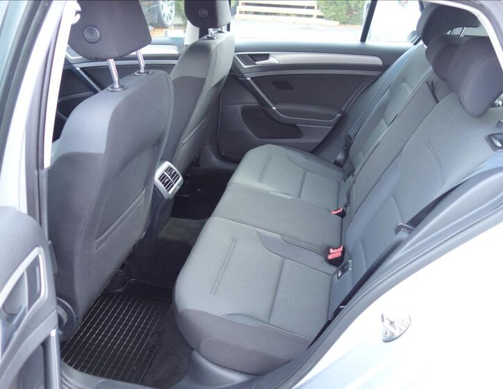 Volkswagen Golf Hatchback 1,4 l 90 kw