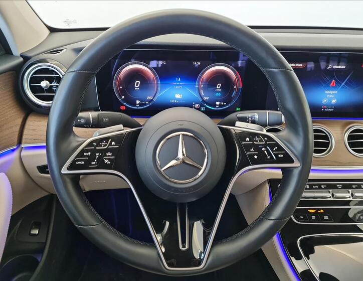 Mercedes-Benz Třídy E 10