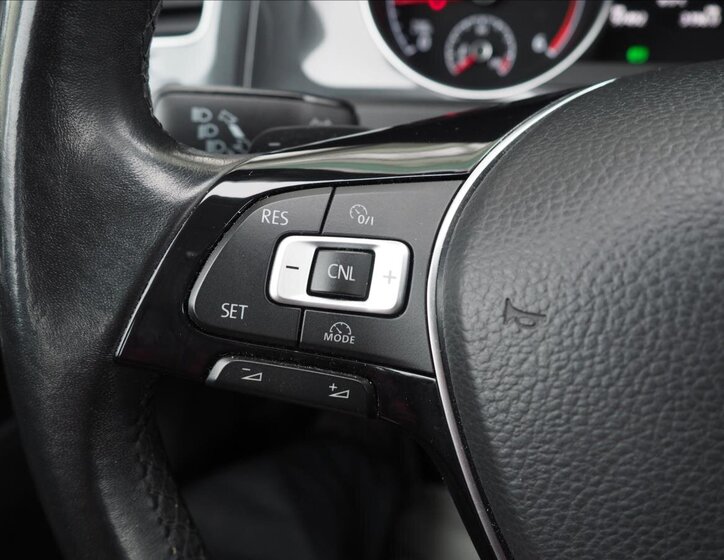 Volkswagen Golf Hatchback 1,6 l 85 kw