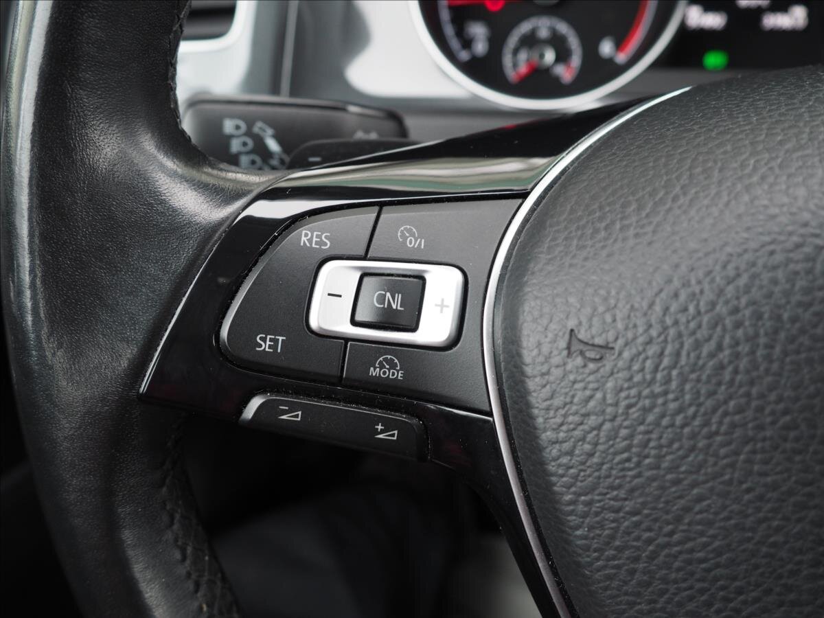 Volkswagen Golf Hatchback 1,6 l 85 kw