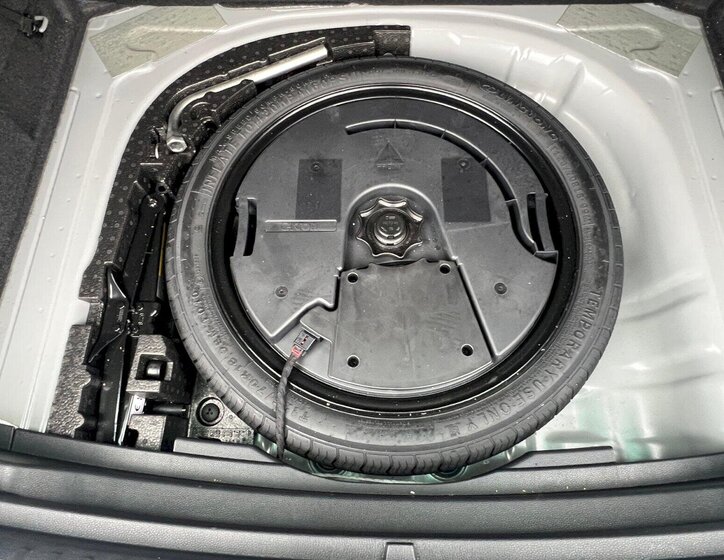 Škoda Karoq SUV / Terénní 1,5 l 110 kw