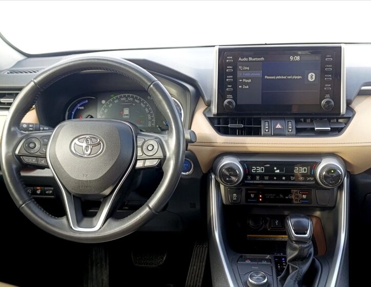 Toyota RAV4 SUV 2,5 l 131 kw