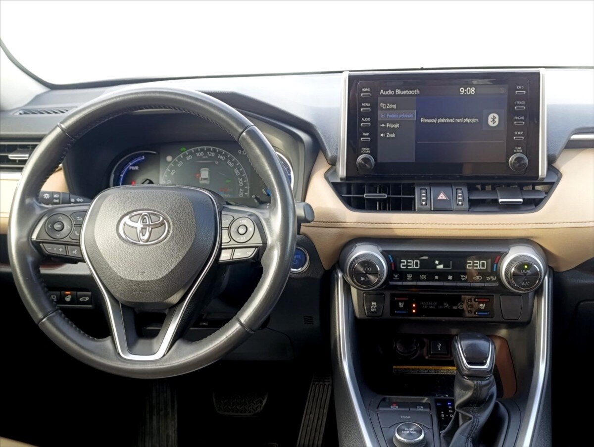 Toyota RAV4 SUV 2,5 l 131 kw