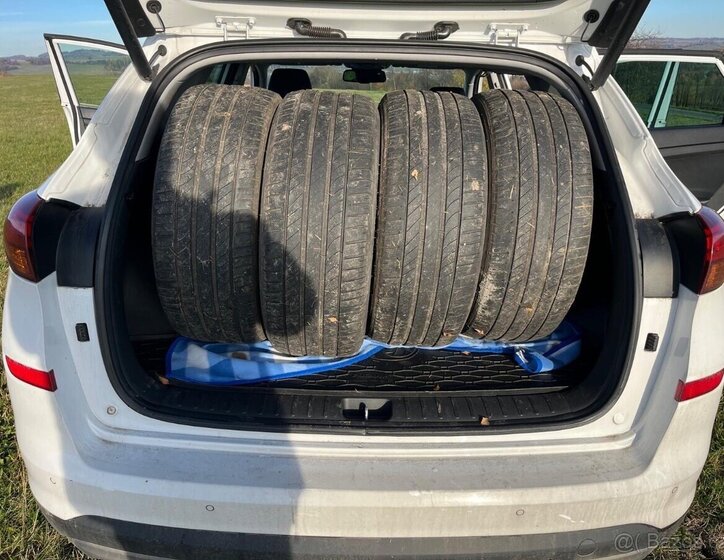 Hyundai Tucson SUV / Terénní 0,0 136 kw