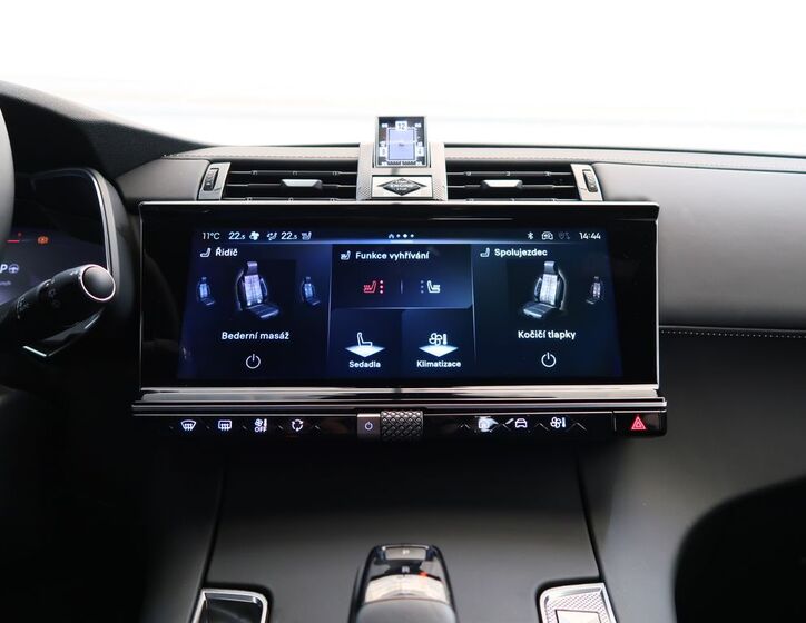 DS Automobiles DS7 Crossback 26