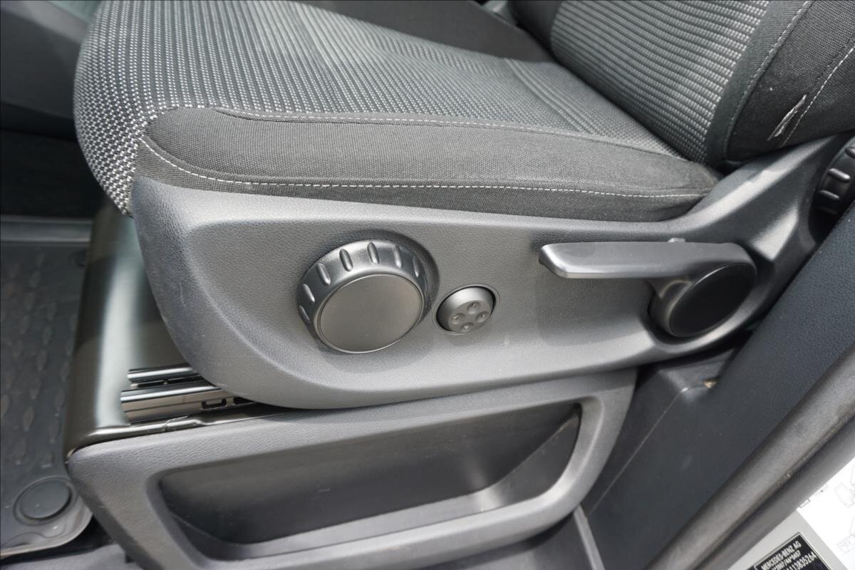 Mercedes-Benz Třídy V VAN-Minibus 2,0 l 174 kw
