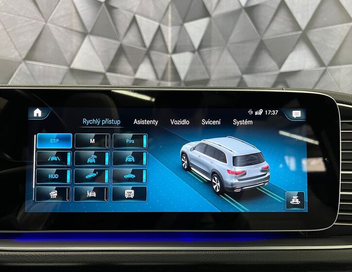 Mercedes-Benz GLS SUV / Terénní 4,0 l 360 kw