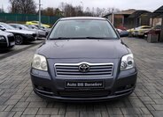Toyota Avensis 1