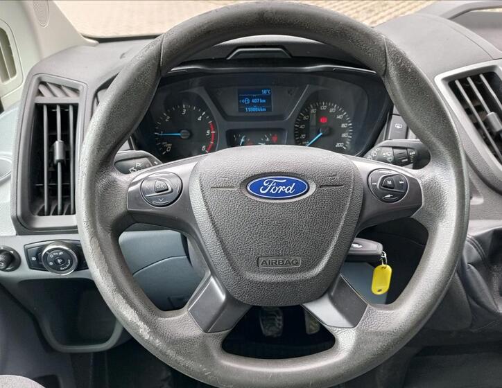 Ford Transit 10