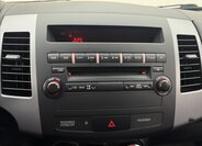 Mitsubishi Outlander SUV / Terénní 2,2 l 115 kw