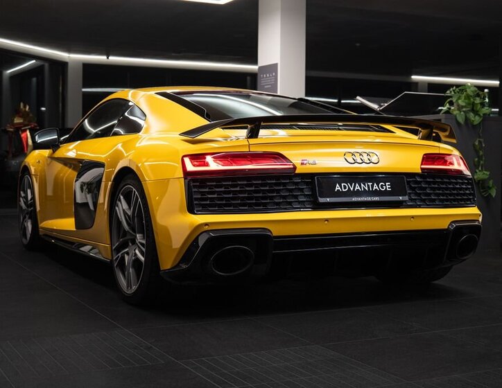 Audi R8 Kupé 5,2 l 456 kw