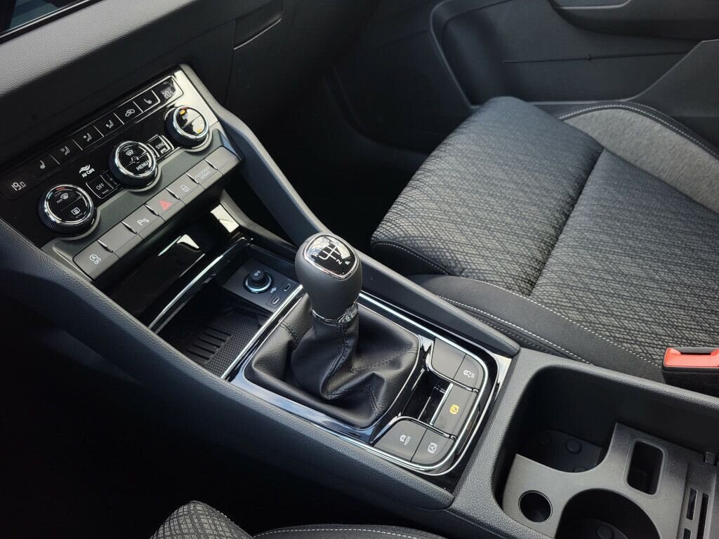 Škoda Karoq SUV / Terénní 1,5 l 110 kw