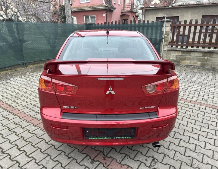 Mitsubishi Lancer 6