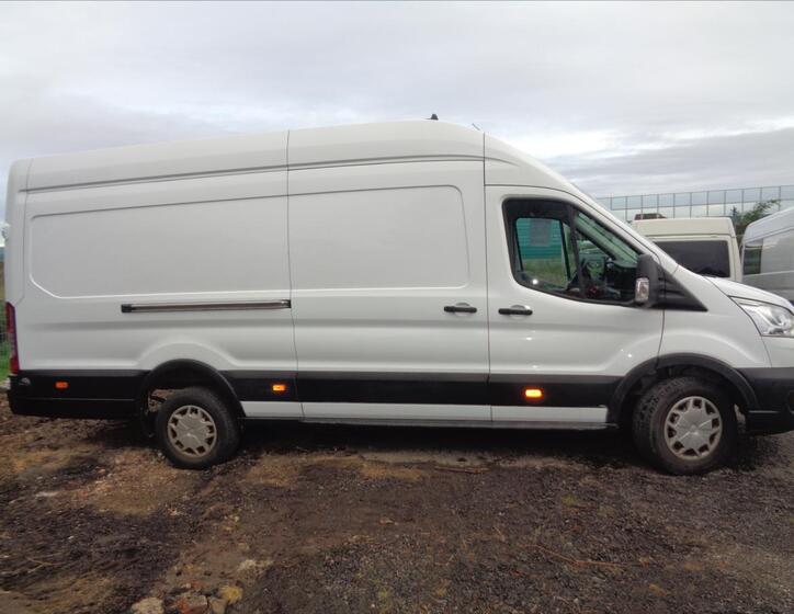 Ford Transit 16