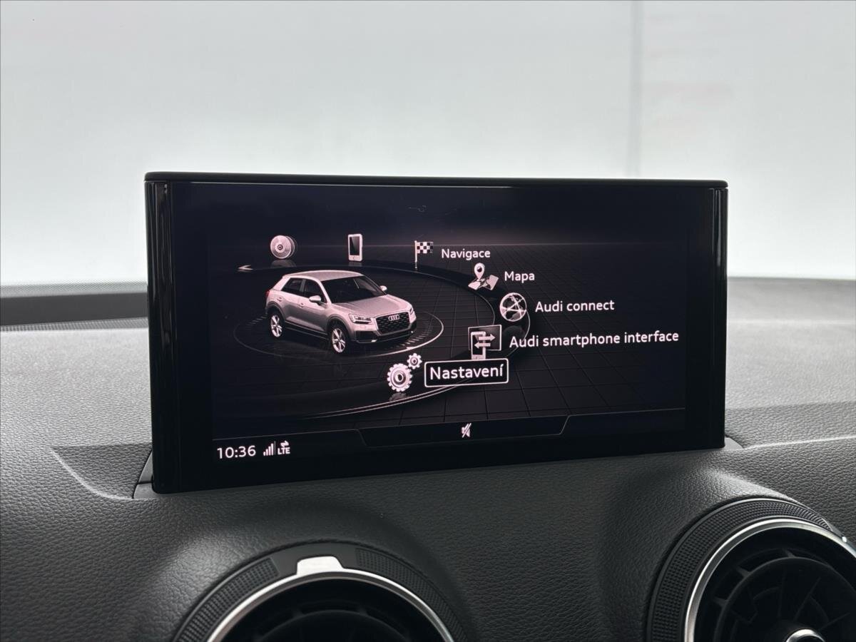 Audi Q2 SUV / Terénní 1,5 l 110 kw