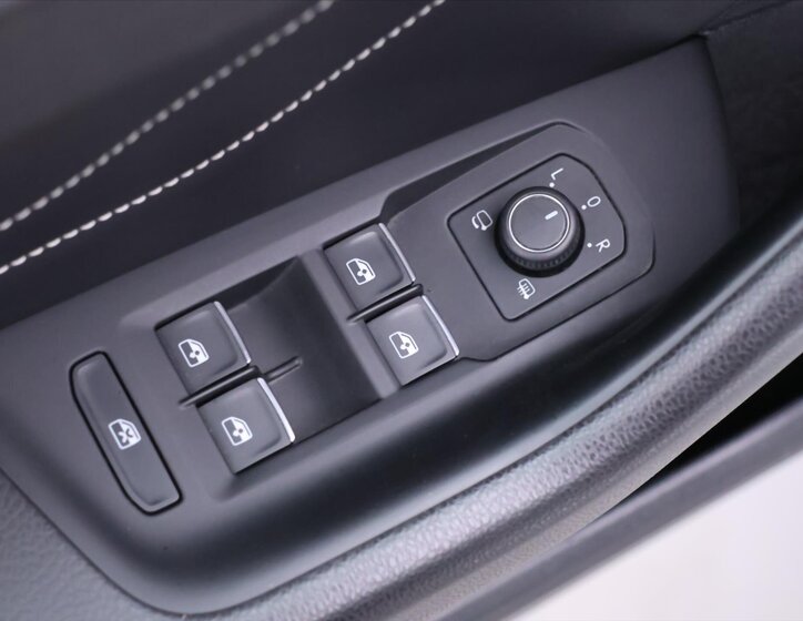 Volkswagen Passat Kombi 2,0 l 200 kw