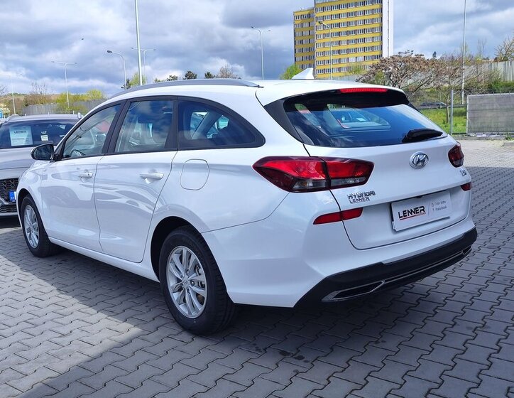Hyundai i30 Kombi 998,0 88 kw