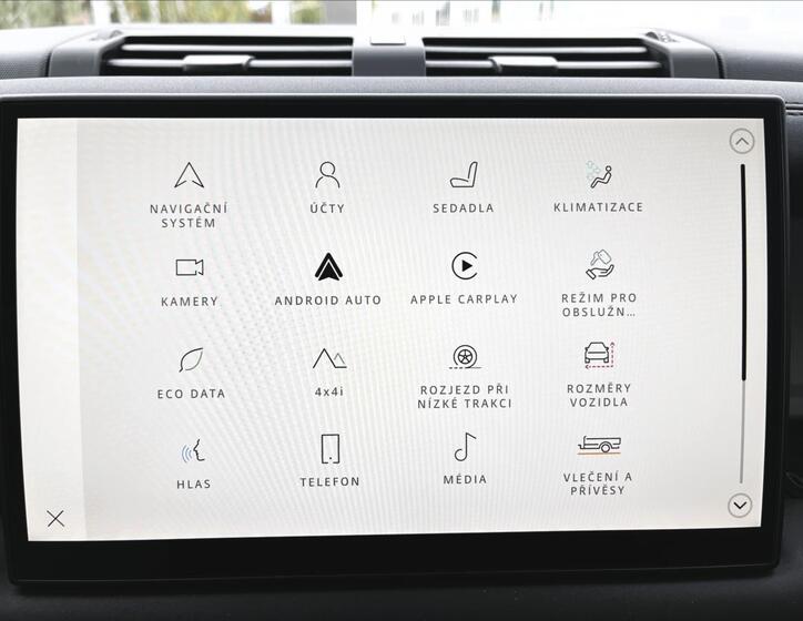 Land Rover Defender 18